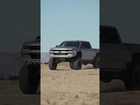 The Dirt King long travel race kit and Ultra 4-Link kit putting in work