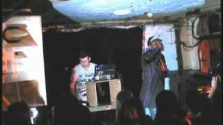 Chiddy Bang - Fresh Like Us [Live @ YoYo]