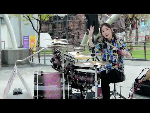 鄧紫棋 G.E.M.《新的心跳》街演#April | 羅小白 S.white