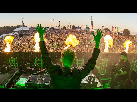 Armin van Buuren live at Creamfields 2017 🇬🇧 (August 26, 2017)