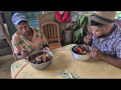 The men who eat the most waooo