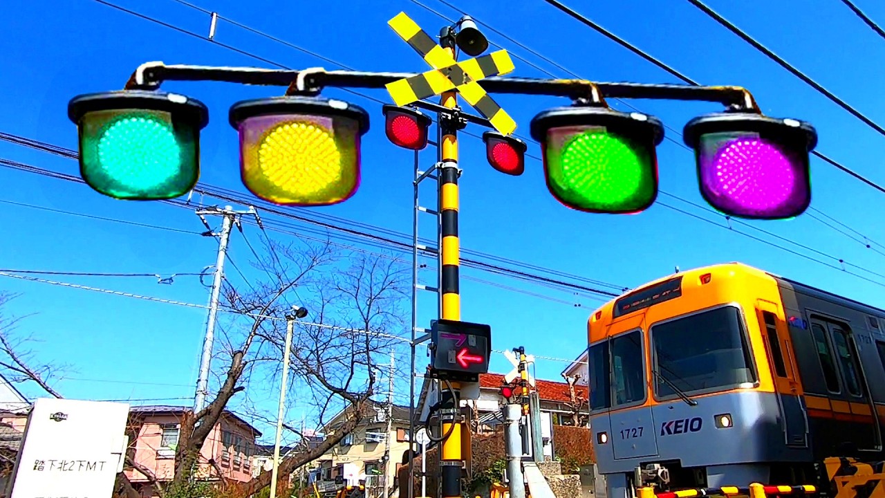 【電車】踏切 ふみきり Railway level Railroad crossing Trains　カラフルエコ踏切 井の頭線
