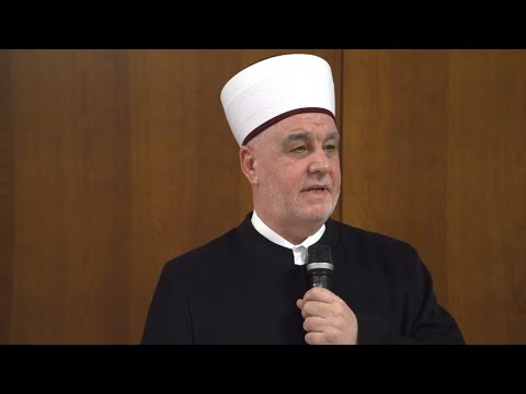 Reisu-l-ulema dr. Husein-ef. Kavazović poručio: Opet se razgovara oko nas samih!