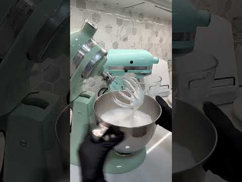 My easy buttercream recipe #cake #buttercream  #buttercreamrecipe