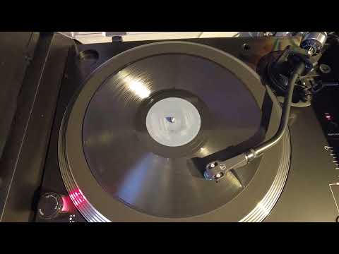 Fats Domino - Blueberry hill     Disc on black 10" shellac 78rpm