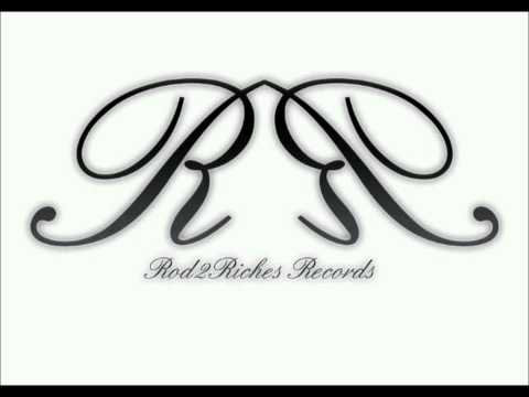 Mukeza Ft Johnny Gunz aka John Wayne - Real Raw (Freestyle)