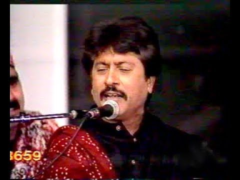 Sawan Kin Min Lai live song by Attaullah Khan Esakhelvi