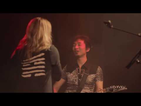 Akira Yamaoka and Mary Elizabeth McGlynn - Waiting for you live