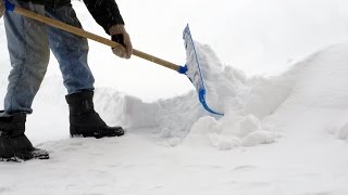 preview picture of video 'ROOF SNOW REMOVAL SOUTHAMPTON NY 11968 | Roof Snow Cleaning, Roof Snow Clearing'