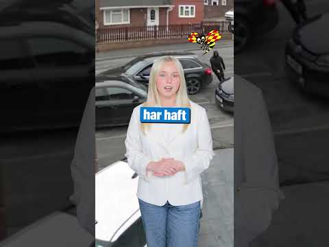 Här kidnappas 21-åringen framför sin mamma