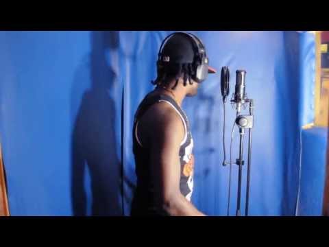 Eklypse - Freestyle [Official Studio Video]