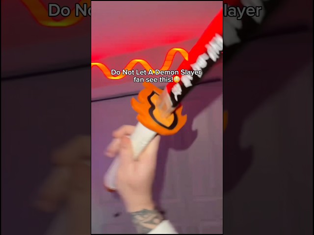 Vídeo relacionado con OPEIXSAYKOC Espada para Accesorios de Cazador,Armas de Juguete,Espada de Anime,Accesorios de Disfraz de Cosplay de Anime, Armas de Cosplay para Halloween,Carnaval,Fiestas Temáticas