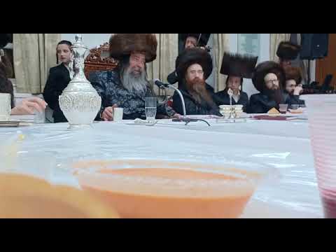 Bishtene Rebbe Sings Chabad Nigun "Der Pilpul"