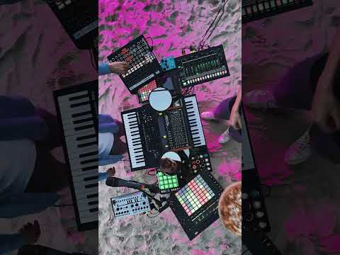 Live Synth Jam Interrupted by Pizza 🍕 | TOOMANYKNOBS