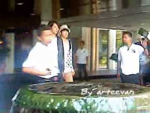 [Fan Cam] C.N.BLUE in thailand @Dusit thani hotel 2010.04.06