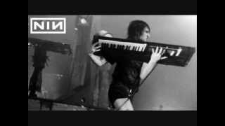 Nine Inch Nails - Help Me I Am In Hell/Happiness In Slavery (1994/04/19 Seattle, WA) [Audio only]