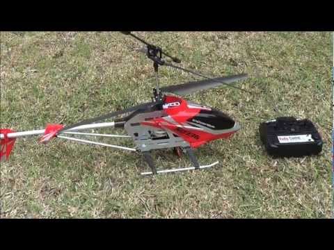 Toy RC Helicopter S033G - just learning how to fly