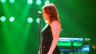 Kelly Clarkson  - I'll Be Home For Christmas - New Orleans - 12/13/09