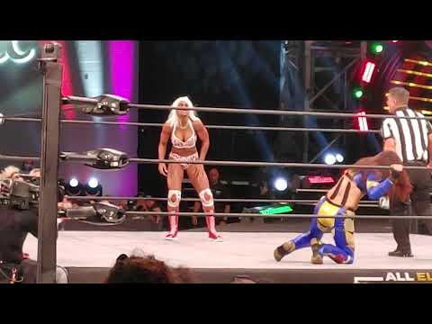 Mercedes Martinez helps Jade Cargill beat Thunder Rosa....