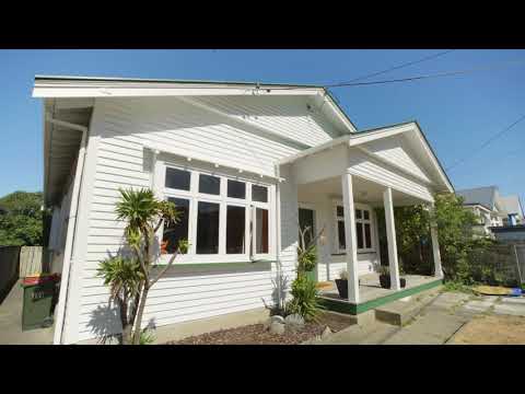 79 Ross Street, Kilbirnie - Wellington (Emma Young & Craig Lowe)