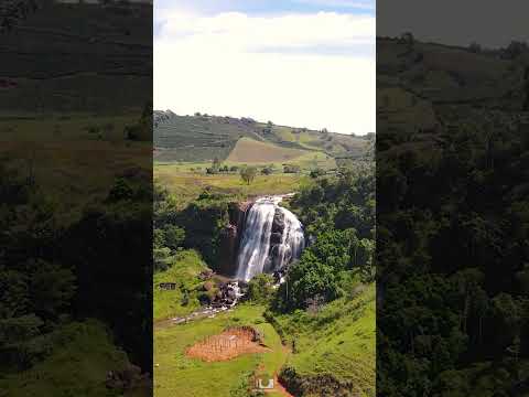 Sobrevoando a Cachoeira Mais Instagramável #minasgerais  #cachoeira #instagram