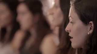 El Cor Jove de l&#39;Orfeó Català canta &#39;Els Segadors&#39;