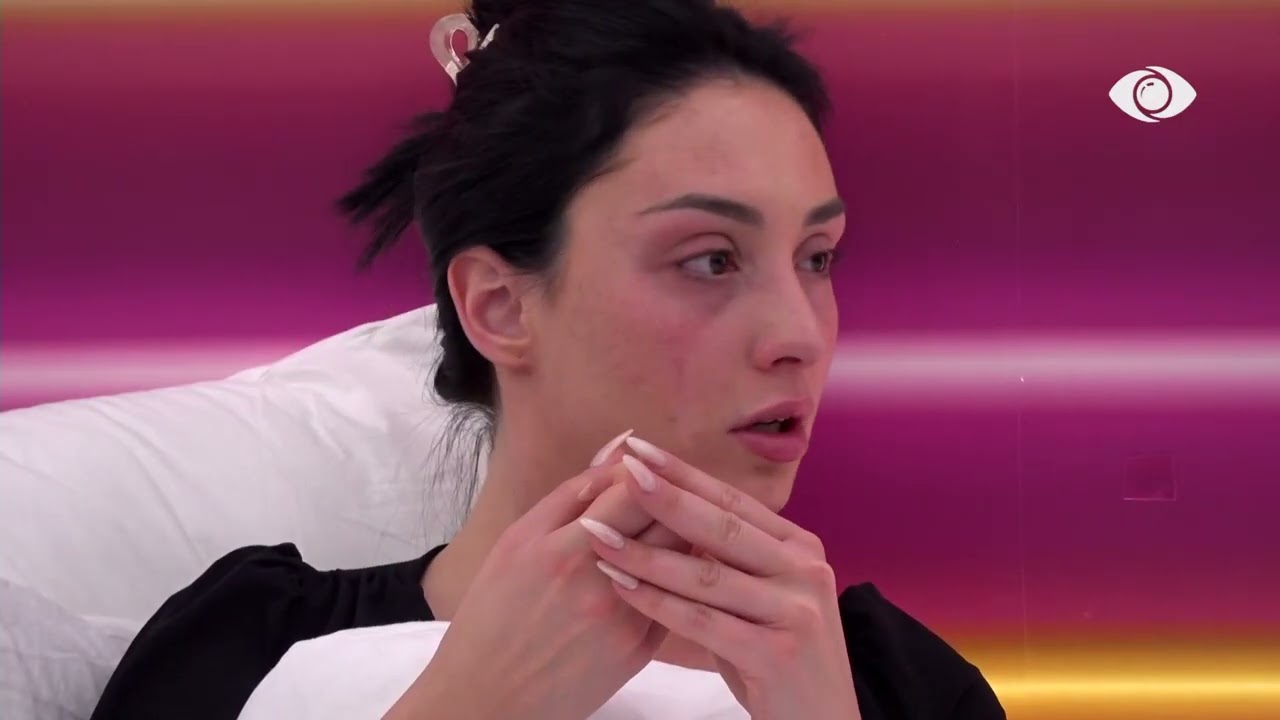 Mendoj që jeni për show…/Vijon biseda mes Lornës dhe Stelinës për marrëdhënie e saj me Keijsin