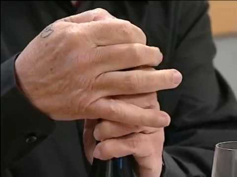 Viral: Sommelier tried to open a sparkling wine live but ended up soaked.