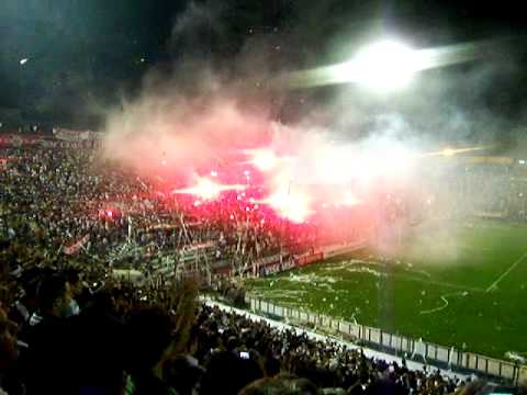 "EL MEJOR RECIBIMIENTO DEL FUTBOL PERUANO ( SALE ALIANZA LIMA) COMANDO SVR" Barra: Comando SVR &bull; Club: Alianza Lima