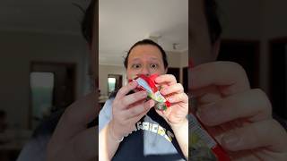ACHEI UMA FLOR DENTRO DO KITKAT?