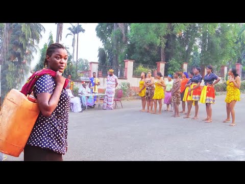 She Visited The Palace To Watch D Dancers On Her Way To D Stream Whn D Prince Sighted & Chose Her NG