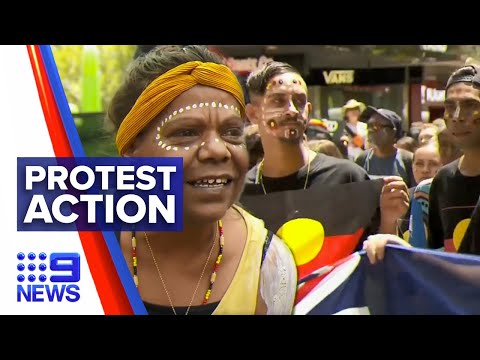 Thousands protest to change the date of Australia Day