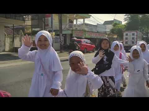 Thumbnail for Pawai Peringatan Hsn 2024 || Yayasan Pendidikan Hasanuddin Masduqi Zain || Bandung-diwek-jombang