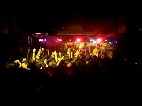 The Cribs - Hey Scenesters (live) - at New Slang, Kingston