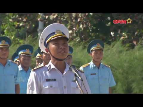 Thể hiện bởi Hồng Xương Long