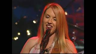 TV Live: Liz Phair - "Extraordinary" (Kilborn 2004)