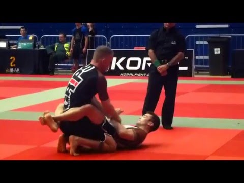 Ross Nicholls vs Peter Appelquist - IBJJF London No-Gi Open 2013 - Brown Adult - Open