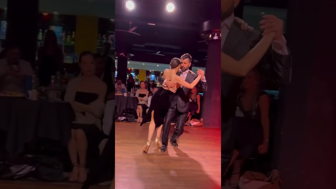 Video thumbnail for Javier Rodríguez y Gisela Paula Natoli 😍 #milonga #tango #tangoargentino #tangoexpo