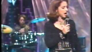 I see your smile    gloria estefan