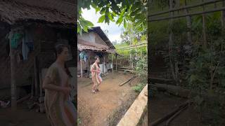 Download lagu Aduh Si Teteh Kebelet Pipis Sampe Lari Ke Toilet Tradisional #gadisdesa #toilet #shorts #fyp mp3
