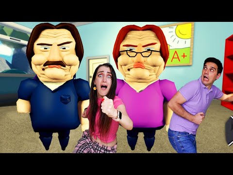 SCAPPIAMO DAI GENITORI CATTIVI!!! MAMMA E PAPÀ PAUROSO CATTIVO DI ROBLOX ESCAPE ROOM!!