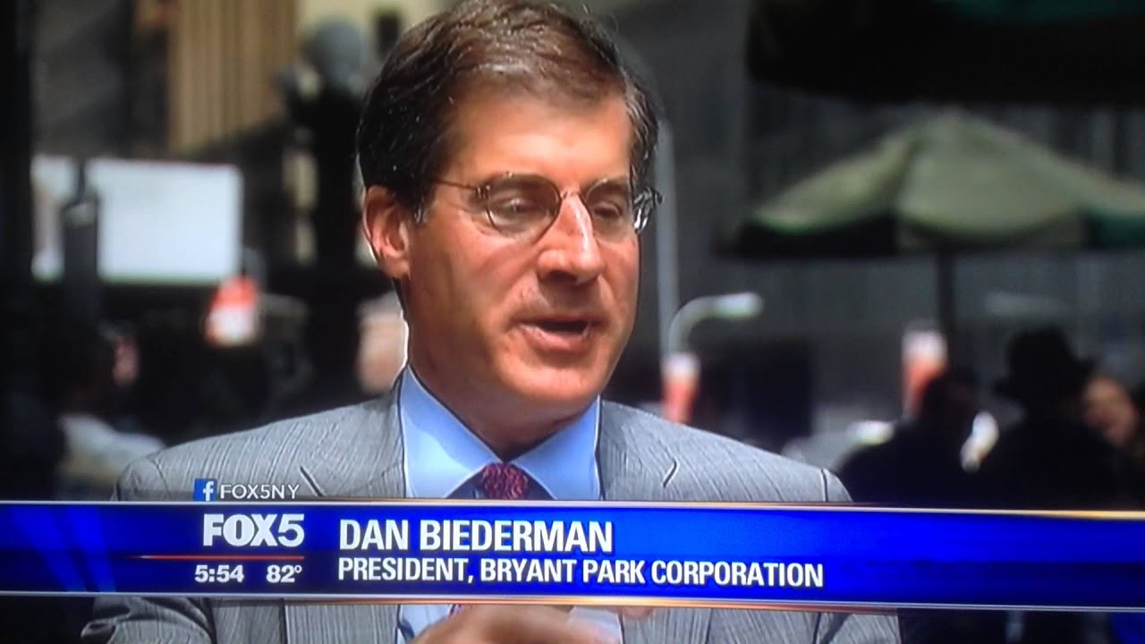 Hire Papa Joe Accordion Player in Bellerose, New York