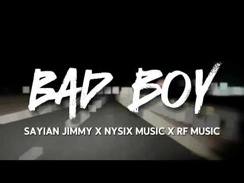 En el BMW o en el Ford Mustang rojo ¿Cuál quiere', bebé? Y le damo' corte peligroso pelinegra..🎶