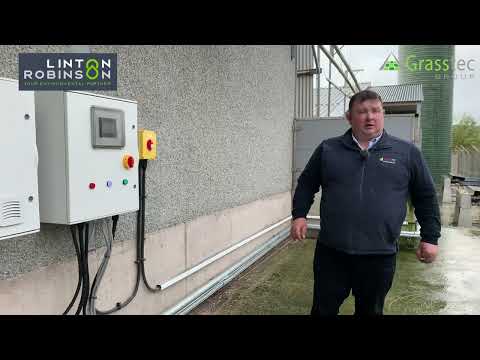 Agitating a slurry lagoon