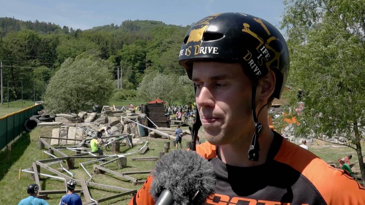 náhled z videa Mistrovství ČR v biketrialu