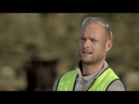 DEWALT® DCM562 18V XR Blower Review Steve