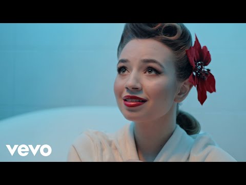 AniKa Dąbrowska - Nieważne (Official Music Video)