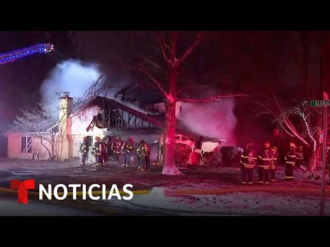 Las noticias de la mañana, viernes 23 de diciembre de 2022 | Noticias Telemundo