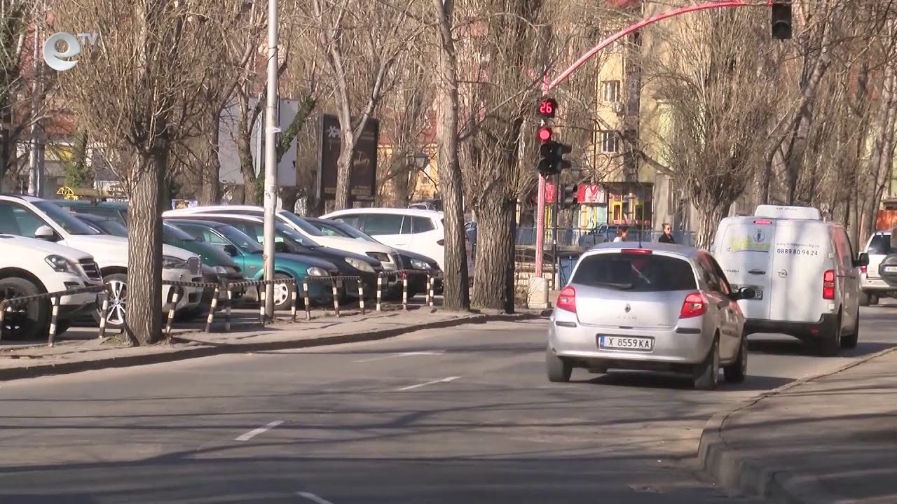 Затварят част от булевард България, заради резитба на компрометирани тополи