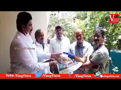 Electronic Media Journalists have Lunch Options During lockdown Time in Visakhapatnam,Vizagvision...